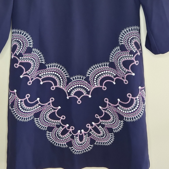 Eliza J | Navy Blue Pink White Embroidered Crepe Sheath Dress Size 4 - Picture 4 of 8